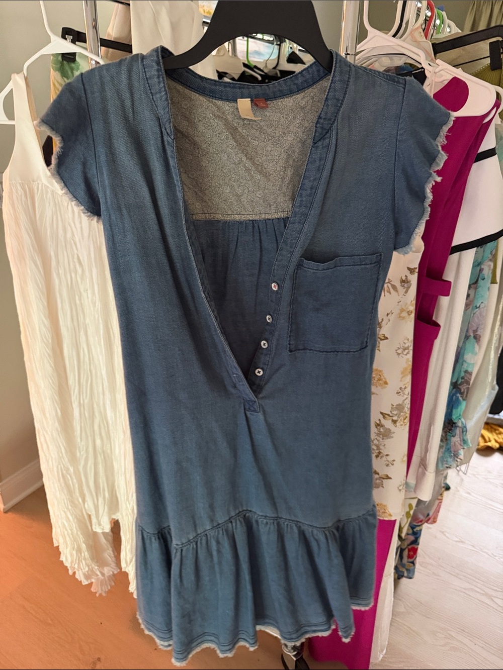 Blue Short-Sleeve V-Neck Ruffle Hem Women's Mini Dress